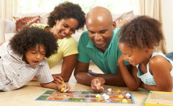4 Fun Family Game Night Ideas to Try